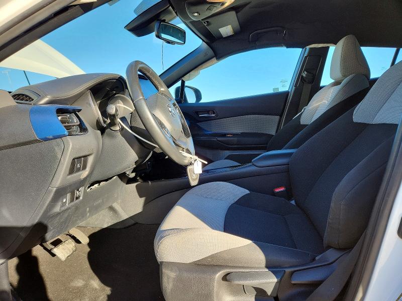 Photo 7 from auction – 2019 TOYOTA C-HR XLE with VIN NMTKHMBX0KR095046