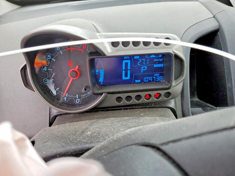Foto 9 de la subasta – 2012 CHEVROLET SONIC LS con VIN 1G1JA5SH9C4229073