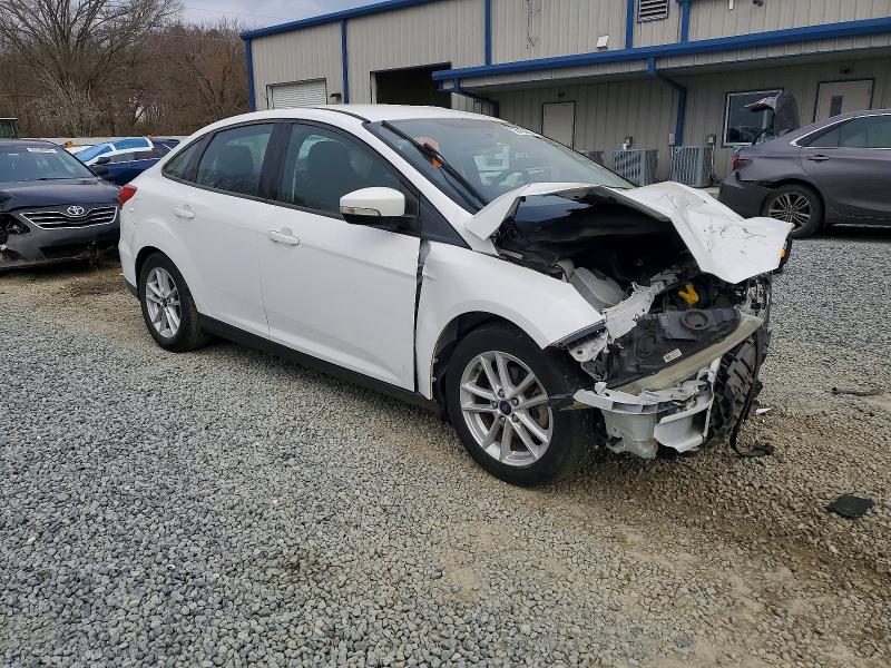 Photo 4 from auction – 2017 FORD FOCUS SE with VIN 1FADP3F20HL317090