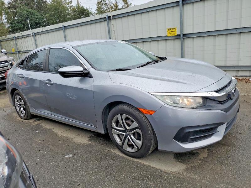 Photo 4 from auction – 2018 HONDA CIVIC LX with VIN 2HGFC2F52JH576784