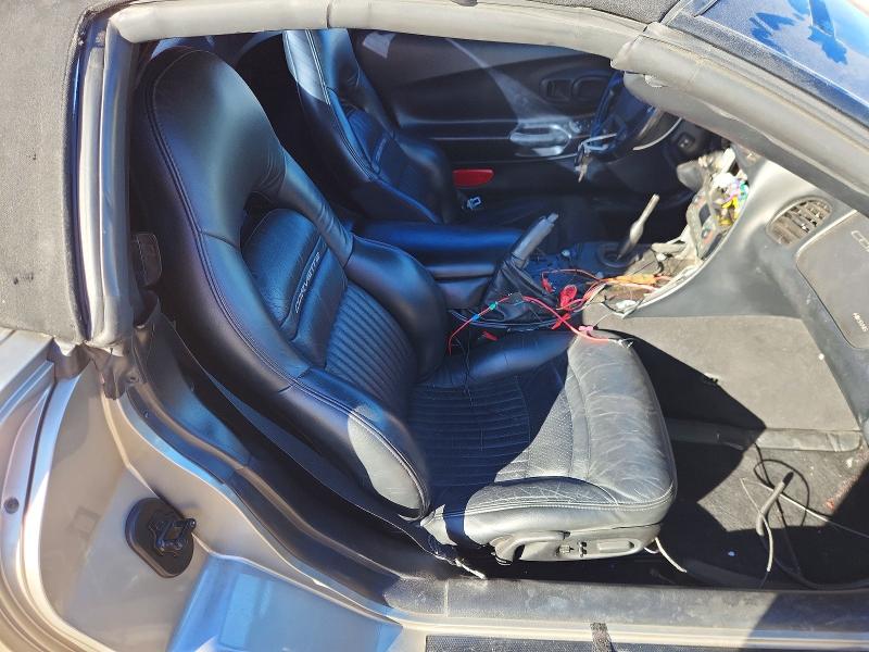 Photo 10 from auction – 2001 CHEVROLET CORVETTE with VIN 1G1YY32G515121353