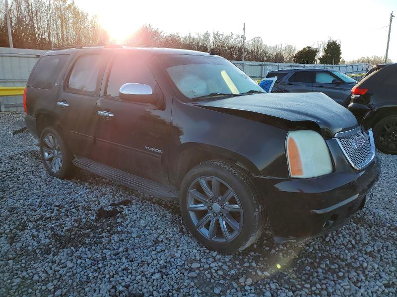 Photo 4 from auction – 2011 GMC YUKON SLT with VIN 1GKS1CE07BR142719