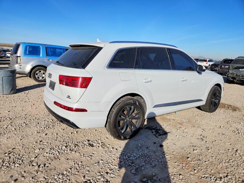 Photo 3 from auction – 2017 AUDI Q7 PREMIUM with VIN WA1AHAF79HD036940