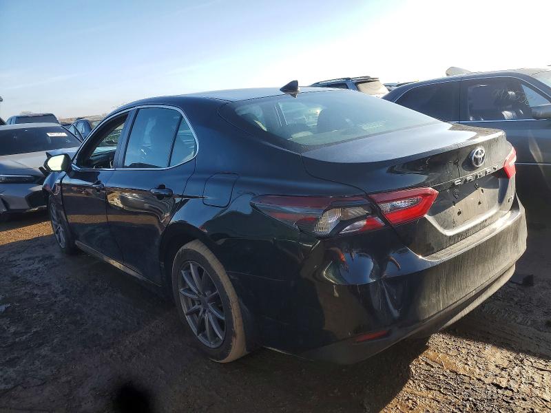 Photo 2 from auction – 2022 TOYOTA CAMRY LE with VIN 4T1C11AK8NU657639