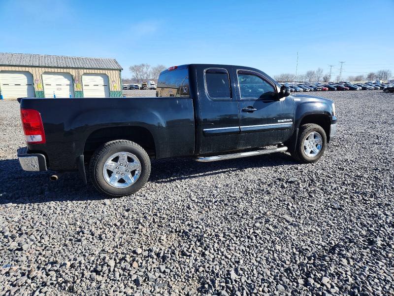 Photo 3 from auction – 2011 GMC SIERRA K15 with VIN 1GTR2WE33BZ336022