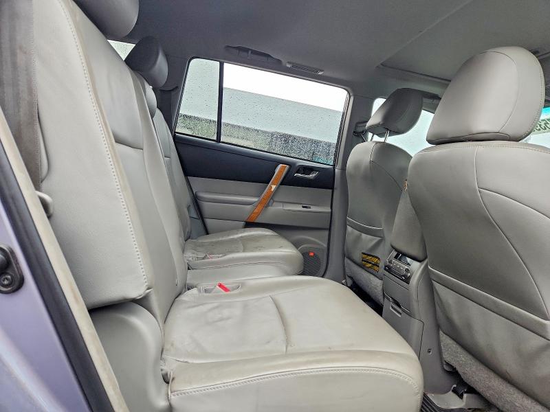 Photo 11 from auction – 2008 TOYOTA HIGHLANDER with VIN JTEEW44A582011148