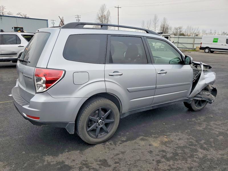 Photo 3 from auction – 2012 SUBARU FORESTER 2 with VIN JF2SHADC6CH461447