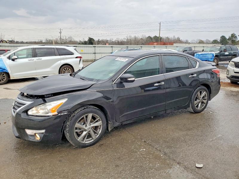 NISSAN ALTIMA 2.5 2015 with VIN 1N4AL3AP3FN354802 - Photo from auction