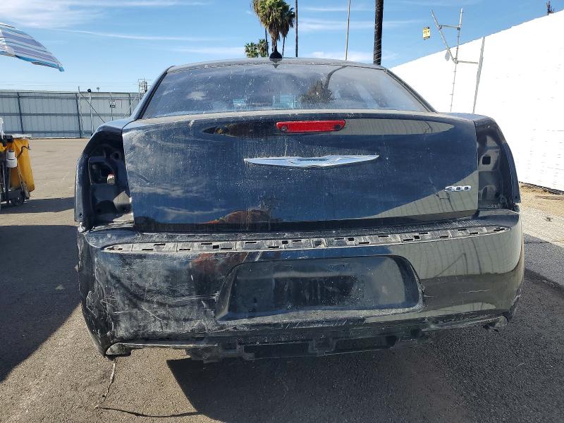 Photo 6 from auction – 2015 CHRYSLER 300 LIMITE with VIN 2C3CCAAG8FH837982