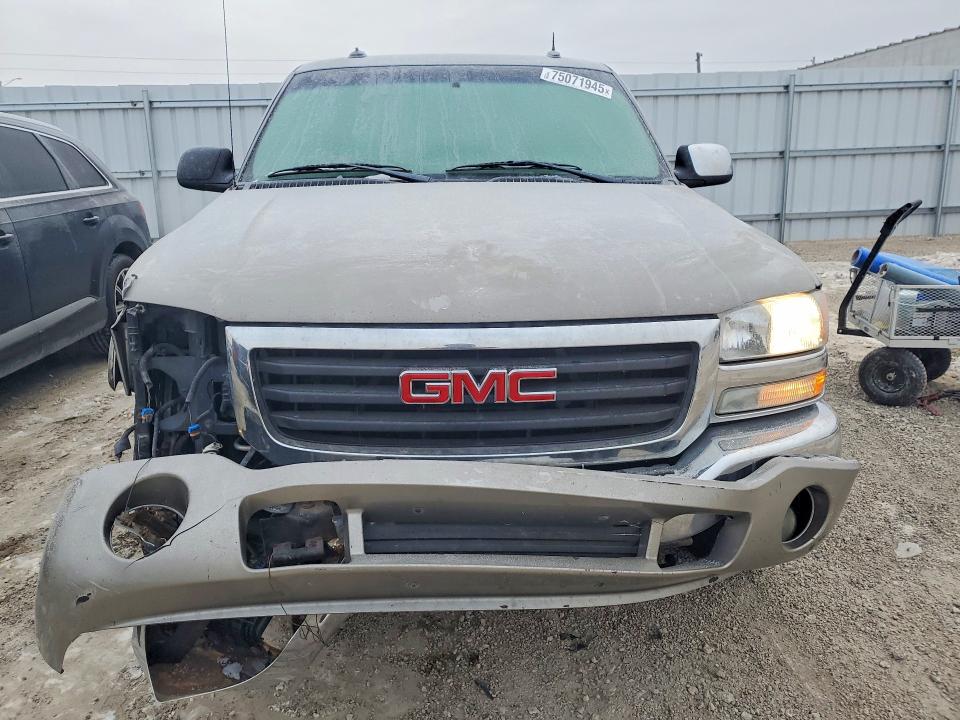 Photo 5 from auction – 2003 GMC SIERRA K15 with VIN 1GTGK13UX3F192476