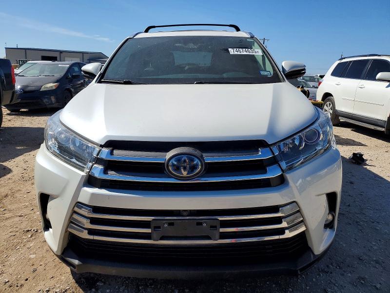 Photo 5 from auction – 2019 TOYOTA HIGHLANDER with VIN 5TDDGRFHXKS053884
