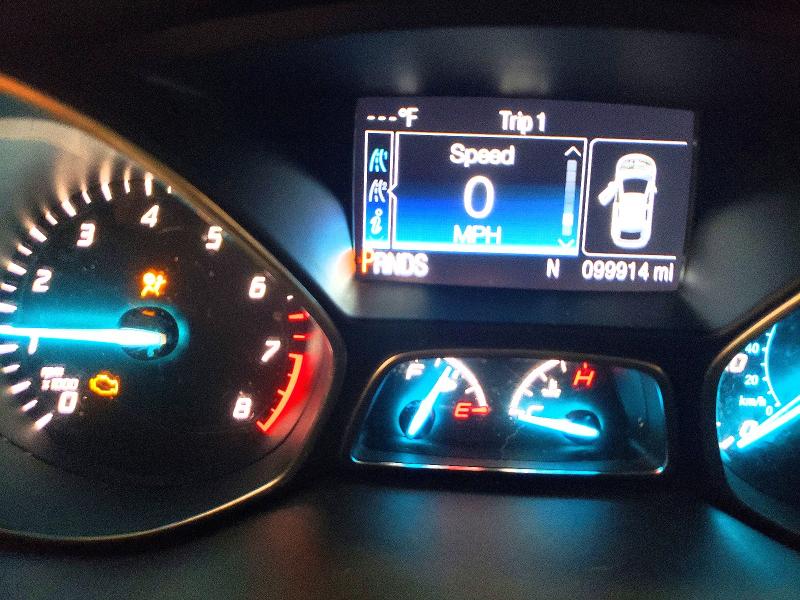 Photo 9 from auction – 2016 FORD ESCAPE SE with VIN 1FMCU9G92GUB61426