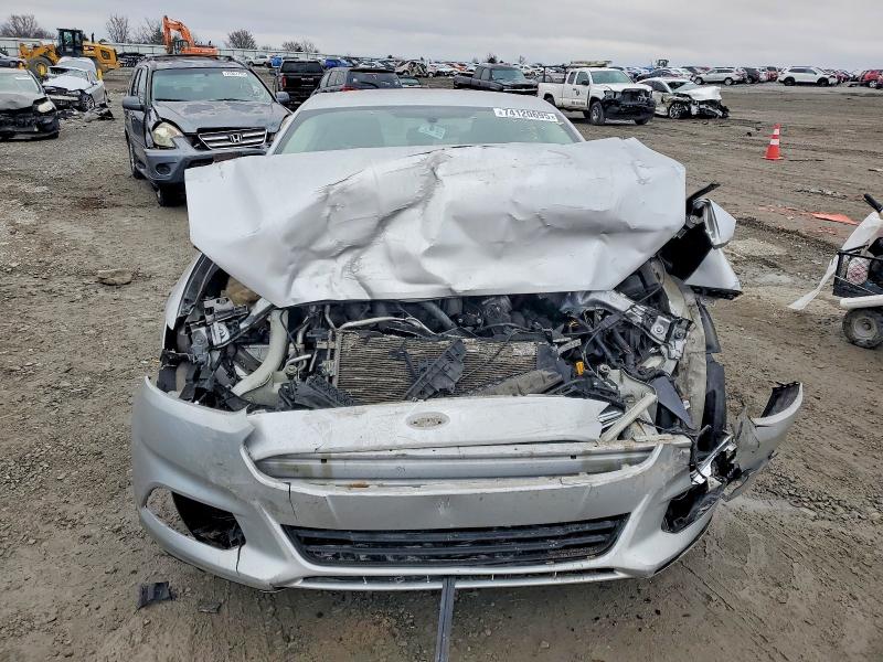 Photo 5 from auction – 2016 FORD FUSION with VIN 1FA6P0H72G5124751