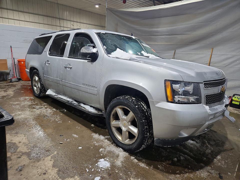 Photo 4 from auction – 2013 CHEVROLET SUBURBAN K with VIN 1GNSKKE77DR176797