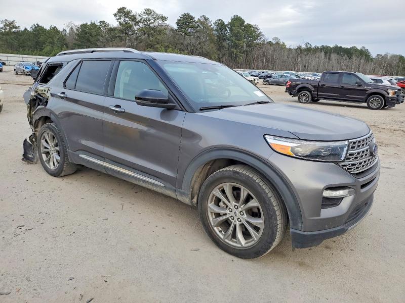 Photo 4 from auction – 2022 FORD EXPLORER L with VIN 1FMSK7FH0NGA29792