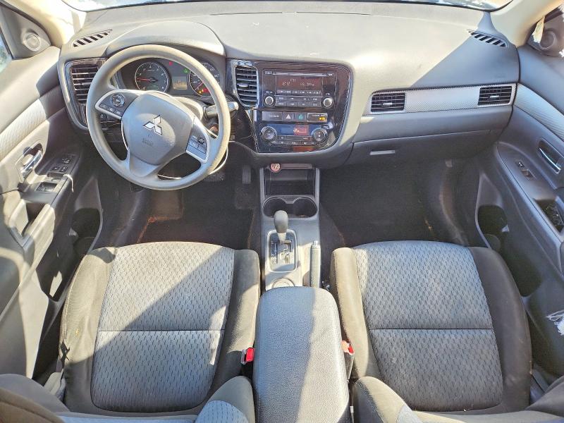 Photo 8 from auction – 2014 MITSUBISHI OUTLANDER with VIN JA4AD2A34EZ004787