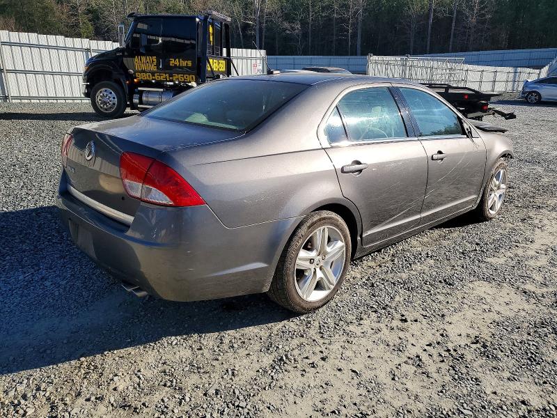 Photo 3 from auction – 2010 MERCURY MILAN with VIN 3MEHM0HA6AR626690