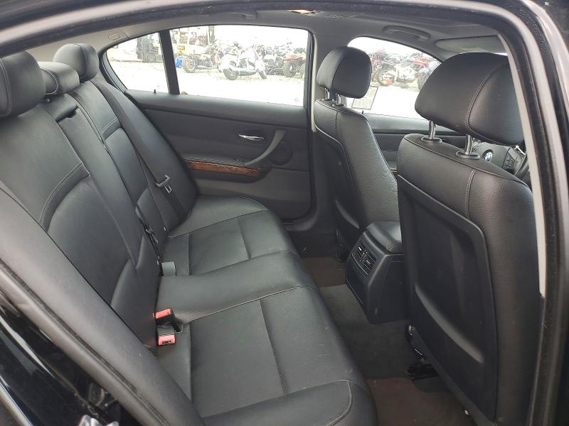 Photo 10 from auction – 2011 BMW 328 I SULE with VIN WBAPH5G58BNM71578