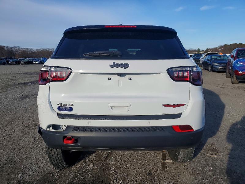 Photo 6 from auction – 2024 JEEP COMPASS with VIN 3C4NJDDN5RT609987