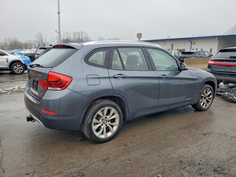 Photo 3 from auction – 2013 BMW X1 XDRIVE2 with VIN WBAVL1C52DVR89192
