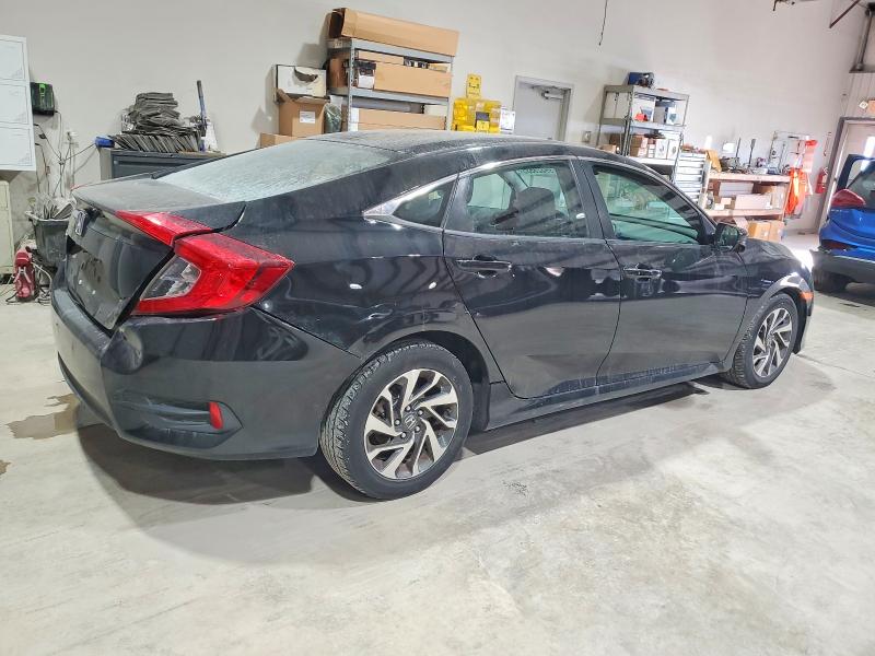 Photo 3 from auction – 2016 HONDA CIVIC with VIN 2HGFC2F77GH568934