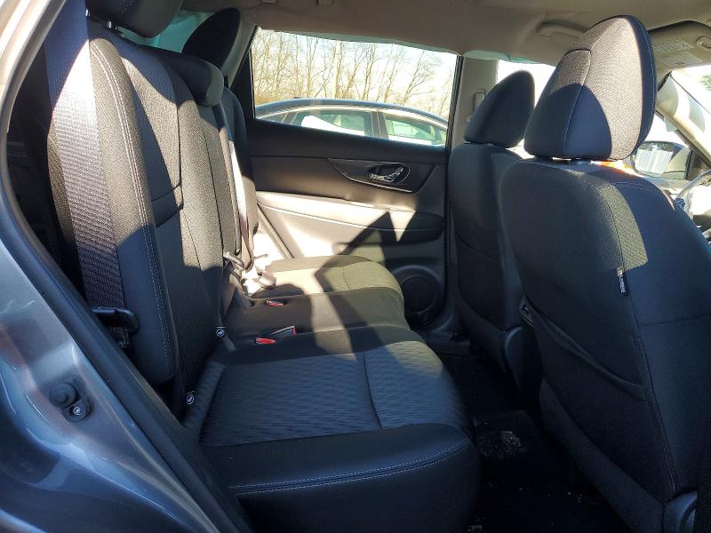 Photo 11 from auction – 2018 NISSAN ROGUE S with VIN KNMAT2MV3JP621836