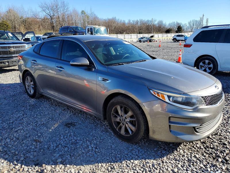 Photo 4 from auction – 2016 KIA OPTIMA with VIN 5XXGT4L31GG028904