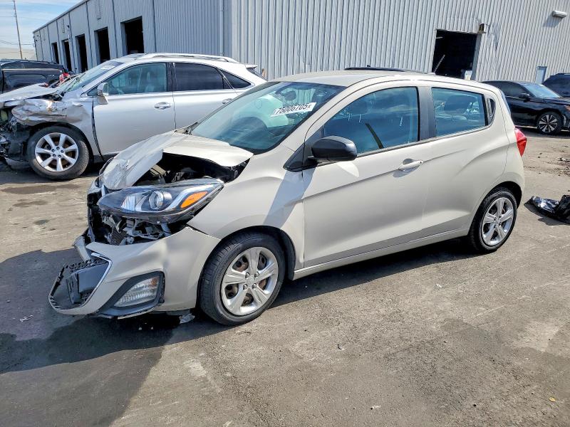 CHEVROLET SPARK 2021 مع رقم تعريف المركبة KL8CB6SA9MC704369 - صورة من المزاد