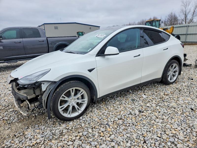 TESLA MODEL Y 2023 z numerem VIN 7SAYGDEE0PA042156 - Zdjęcie z aukcji