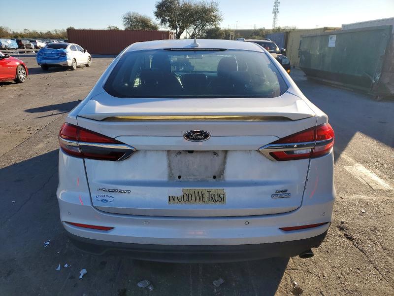 Photo 6 from auction – 2019 FORD FUSION SE with VIN 3FA6P0HD1KR281022