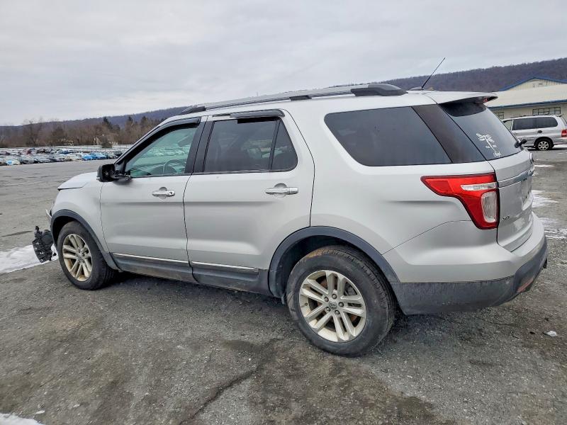 Photo 2 from auction – 2011 FORD EXPLORER X with VIN 1FMHK8D87BGA29674