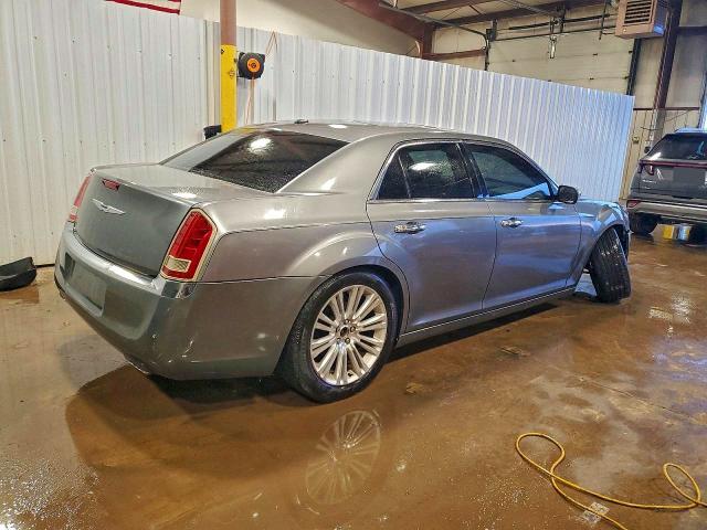 Photo 3 from auction – 2011 CHRYSLER 300 LIMITE with VIN 2C3CA5CG5BH559420