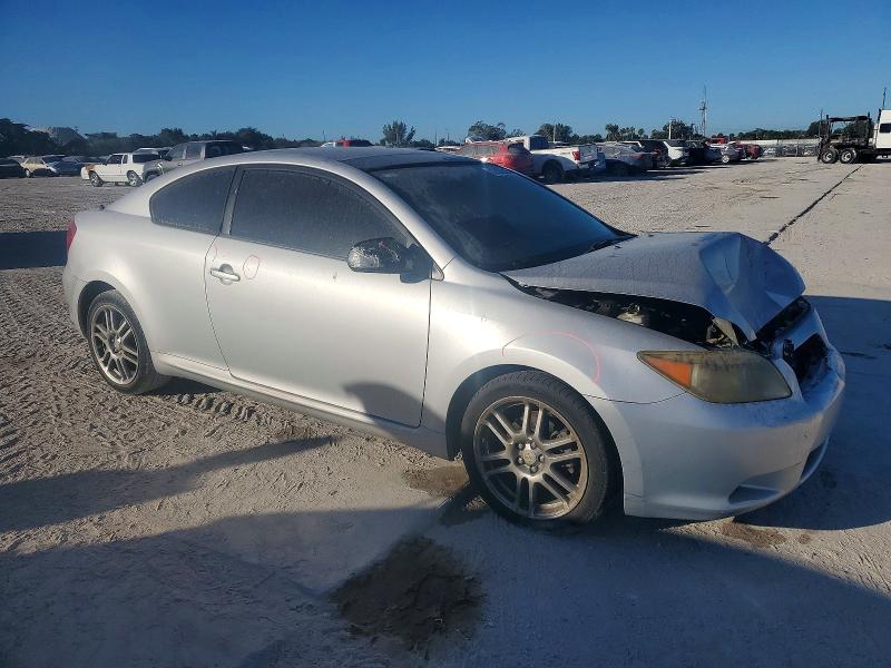 Photo 4 from auction – 2007 TOYOTA SCION TC with VIN JTKDE177670215929