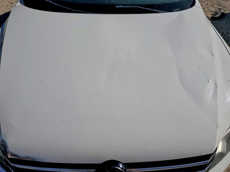 Photo 11 from auction – 2014 VOLKSWAGEN PASSAT S with VIN 1VWAS7A39EC115506