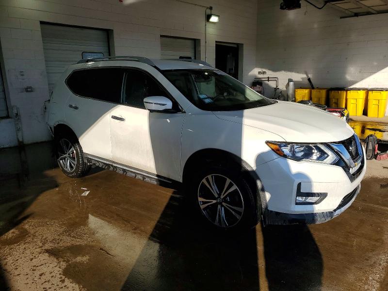 Photo 4 from auction – 2018 NISSAN ROGUE S with VIN 5N1AT2MV1JC846906