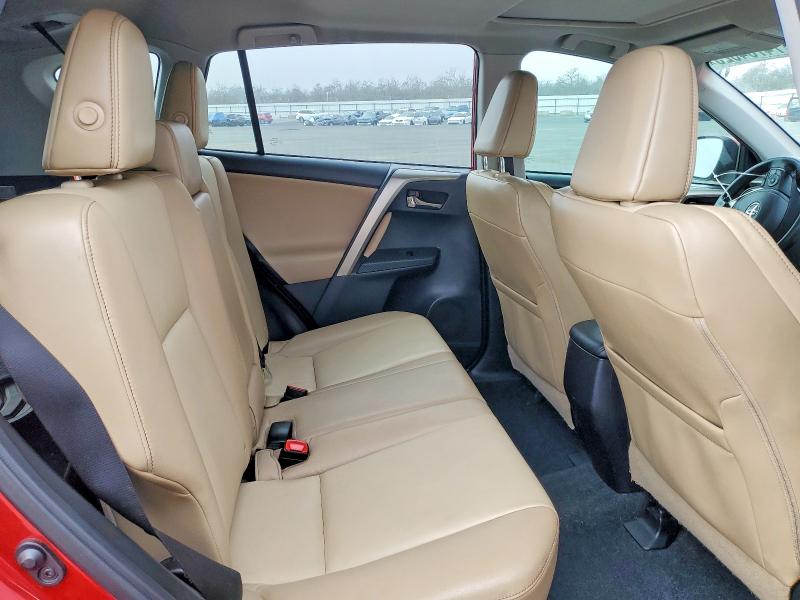 Photo 11 from auction – 2015 TOYOTA RAV4 with VIN 2T3YFREV2FW177549