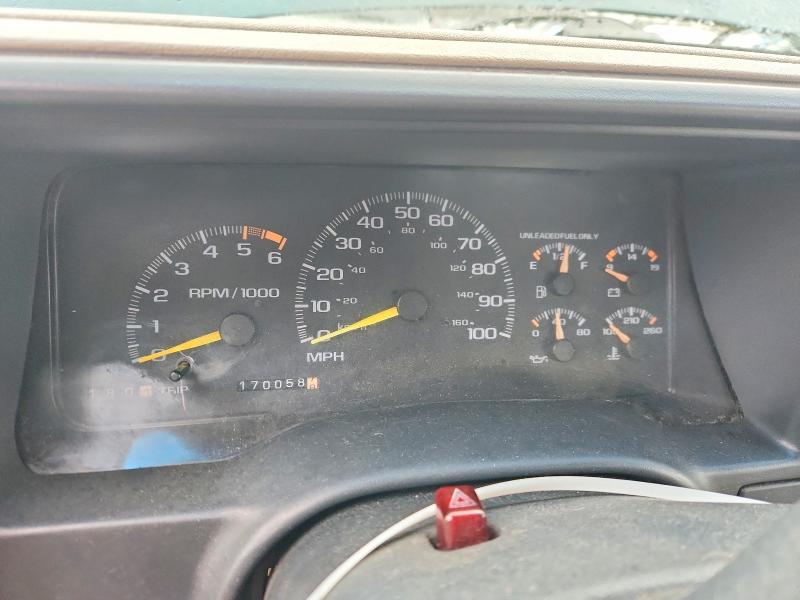 Photo 9 from auction – 1997 CHEVROLET GMT-400 K1 with VIN 1GCEK19M0VE263420