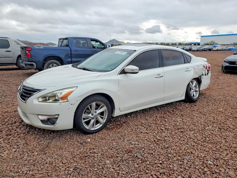 NISSAN ALTIMA 2.5 2013 with VIN 1N4AL3AP8DC110653 - Photo from auction
