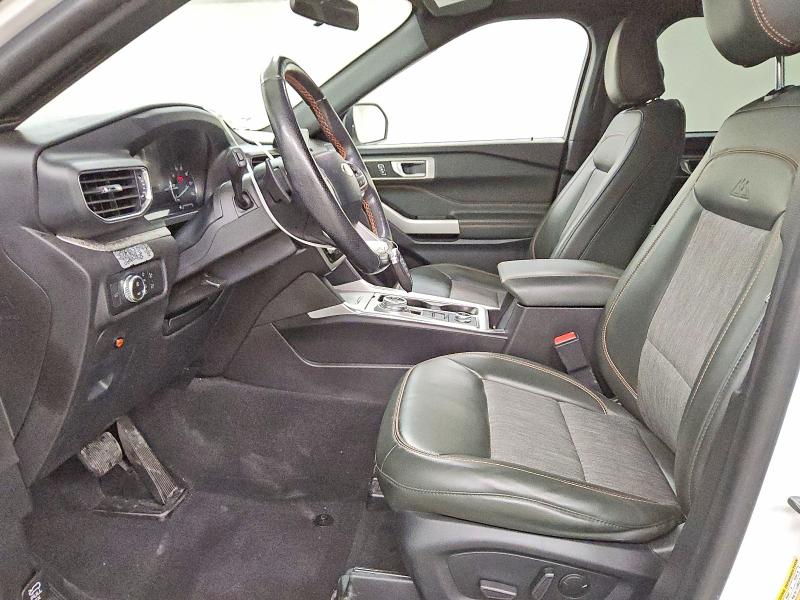 Photo 7 from auction – 2022 FORD EXPLORER with VIN 1FMSK8JH2NGB58808