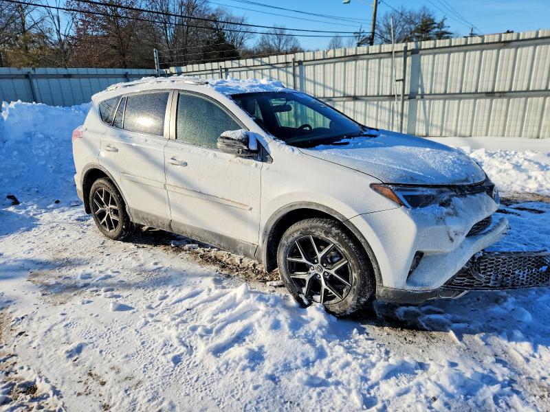 Photo 4 from auction – 2016 TOYOTA RAV4 SE with VIN JTMJFREV4GJ075218