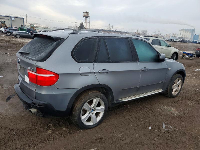 Photo 3 from auction – 2010 BMW X5 XDRIVE3 with VIN 5UXFE4C56AL278037