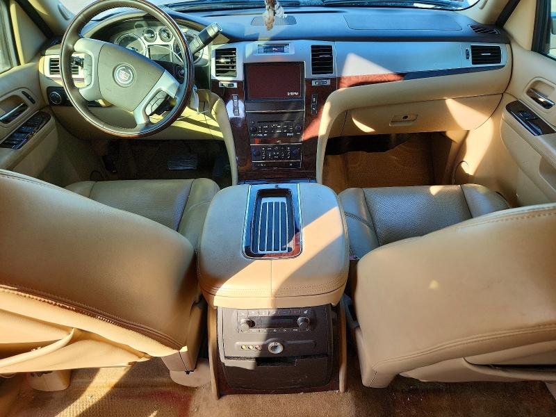 Photo 8 from auction – 2014 CADILLAC ESCALADE with VIN 1GYS4JEF3ER241919