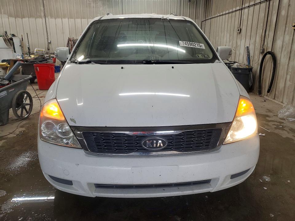 Photo 5 from auction – 2012 KIA SEDONA with VIN KNDMG4C71C6453218
