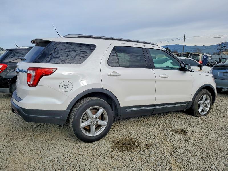 Фото 3 с аукциона – 2019 FORD EXPLORER X с VIN 1FM5K7D8XKGB09502