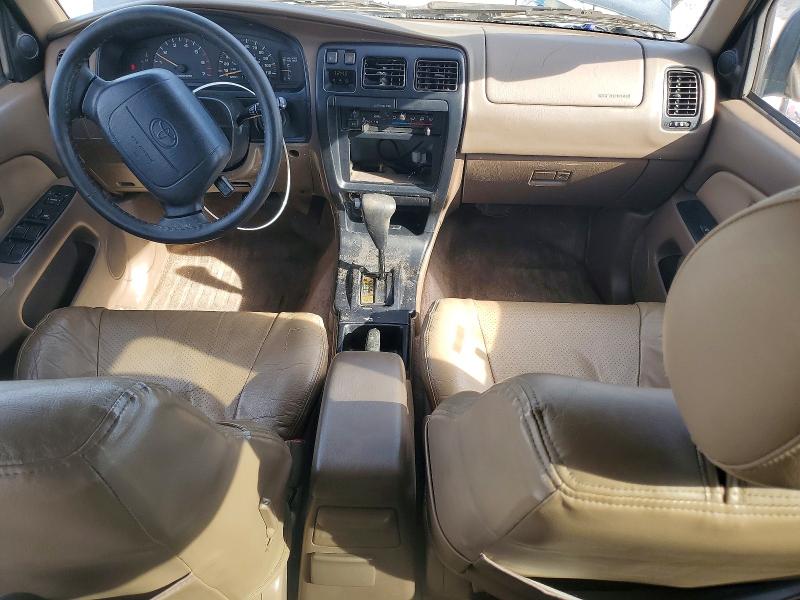 Photo 8 from auction – 1996 TOYOTA 4RUNNER SR with VIN JT3GN86R8T0006822