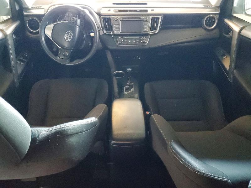 Photo 8 from auction – 2015 TOYOTA RAV4 XLE with VIN JTMWFREV2FJ051388