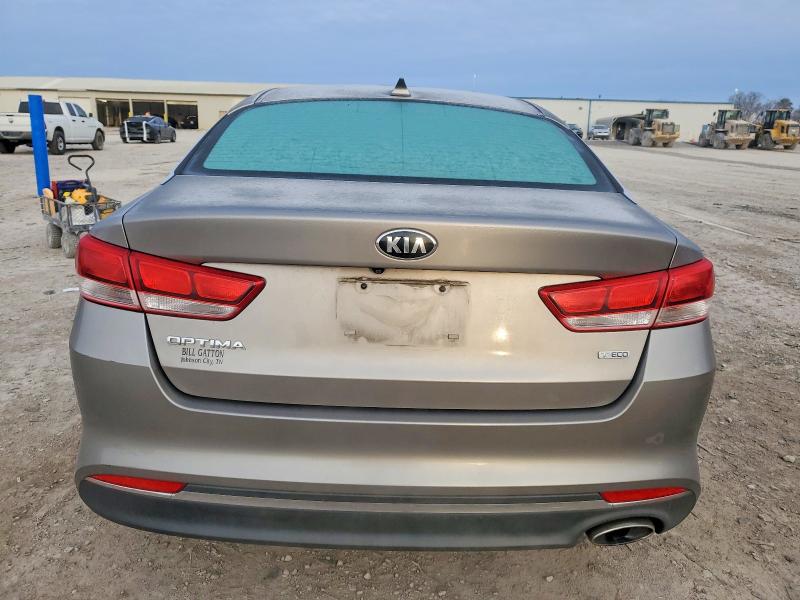 Foto 6 de la subasta – 2016 KIA OPTIMA con VIN 5XXGT4L12GG048352