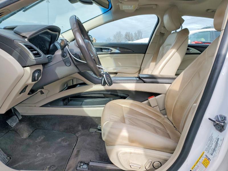 Photo 7 from auction – 2017 LINCOLN MKZ SELECT with VIN 3LN6L5C96HR608105