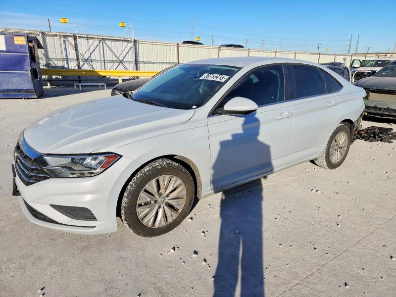 VOLKSWAGEN JETTA 2019 with VIN 3VWC57BU1KM047381 - Photo from auction