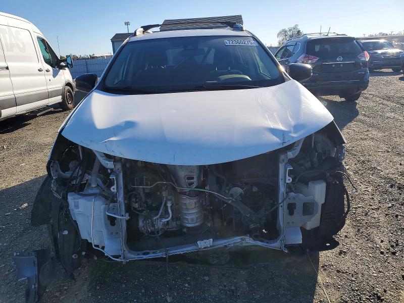Photo 5 from auction – 2018 TOYOTA RAV4 LE with VIN JTMBFREV0JJ181497